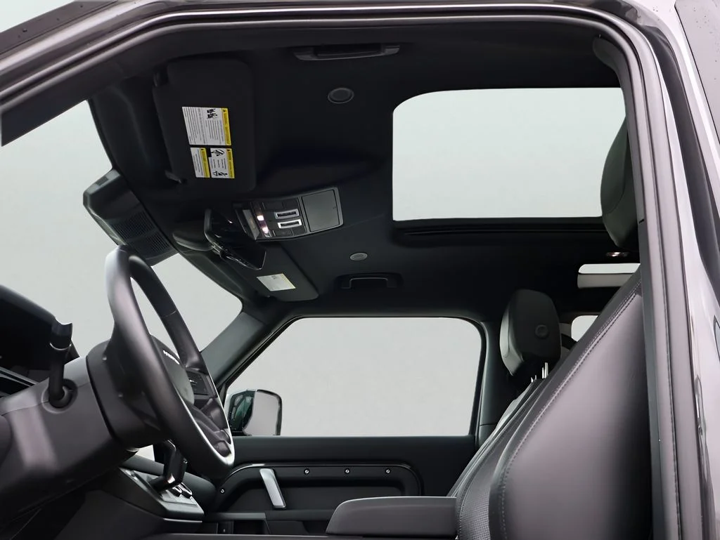 2022 Land Rover Defender X-Dynamic S - Photo 37