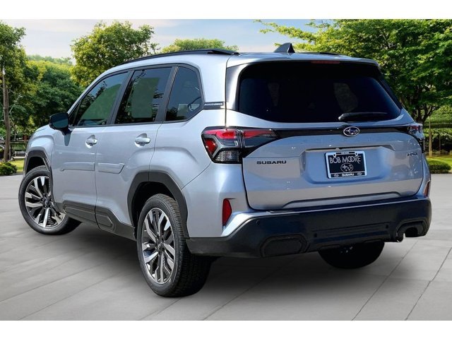 New 2026 ICE SILVER METALLIC Subaru Touring image 3