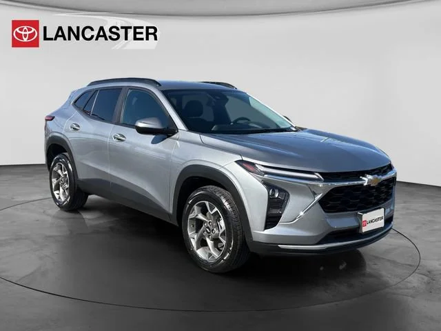2025 Chevrolet Trax LT's photo