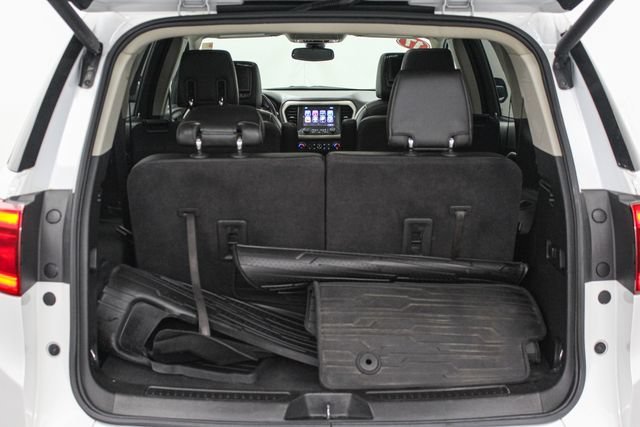 2017 GMC Acadia Denali - Photo 10