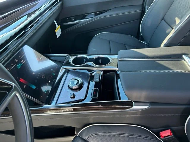 2026 Cadillac Escalade Luxury - Photo 30