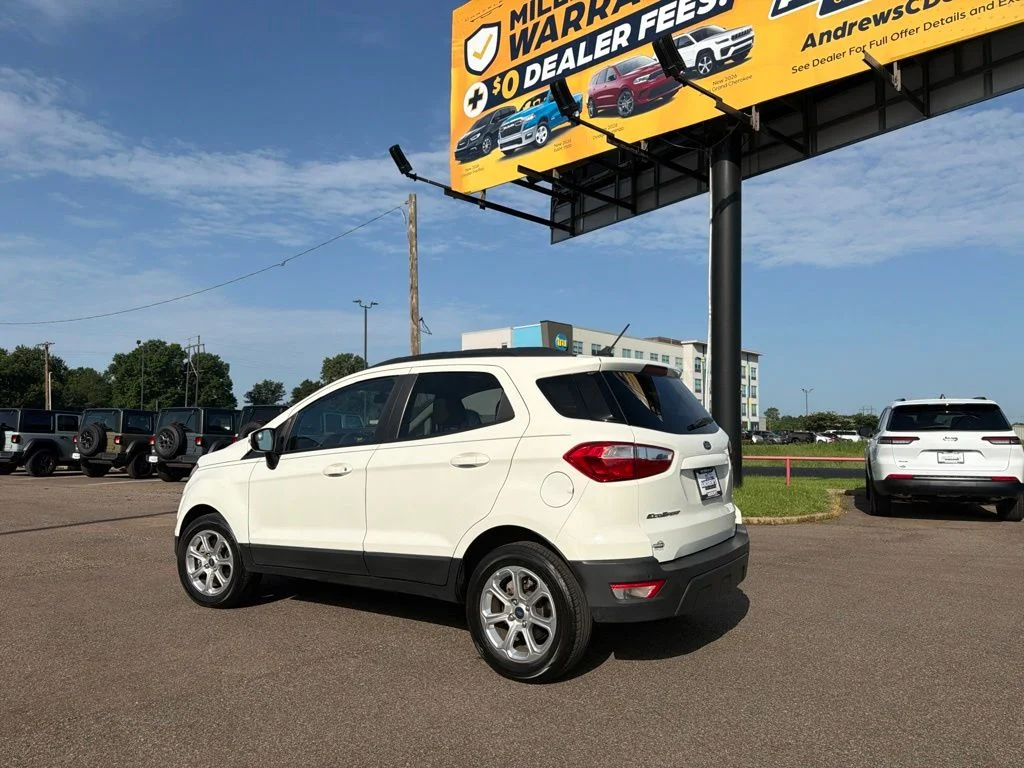 Used 2020 White Ford SE image 4
