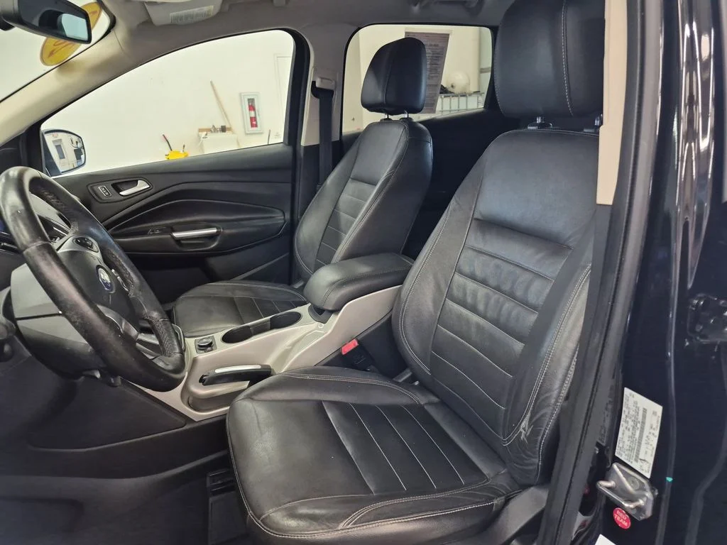 Used 2013 Tuxedo Black Ford SEL image 9