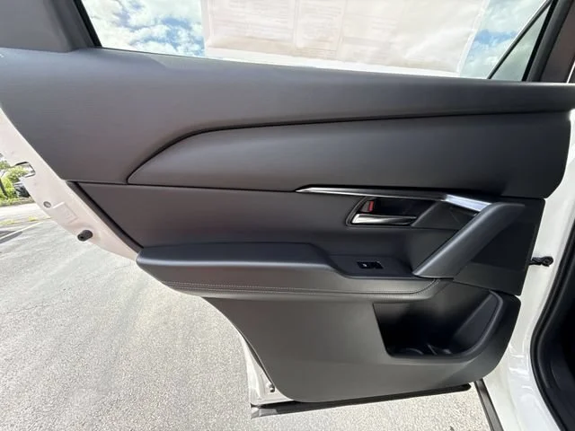 New 2026 Rhodium White Metallic Mazda 2.5 S Preferred AWD image 21