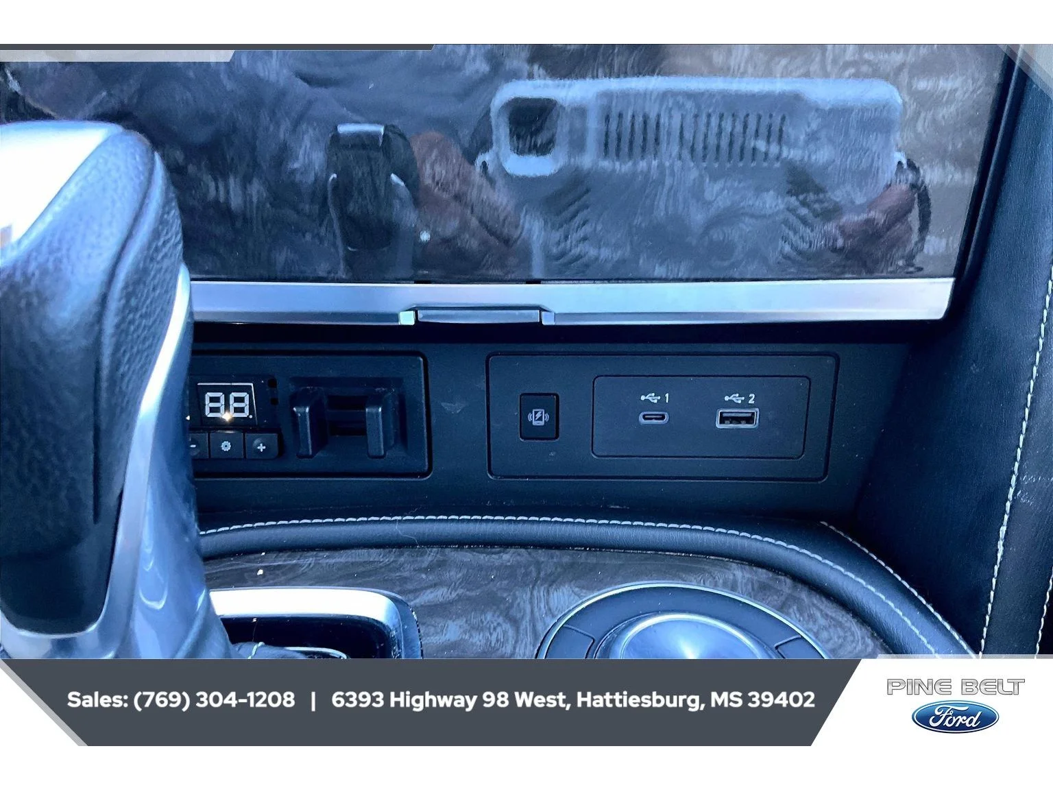 Used 2021 Coulis Red Pearl Nissan Platinum image 24
