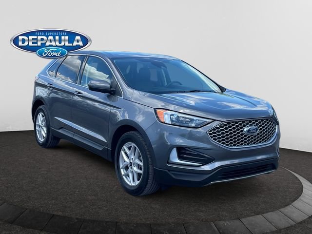 Used 2024 Gray Metallic Ford SEL image 9