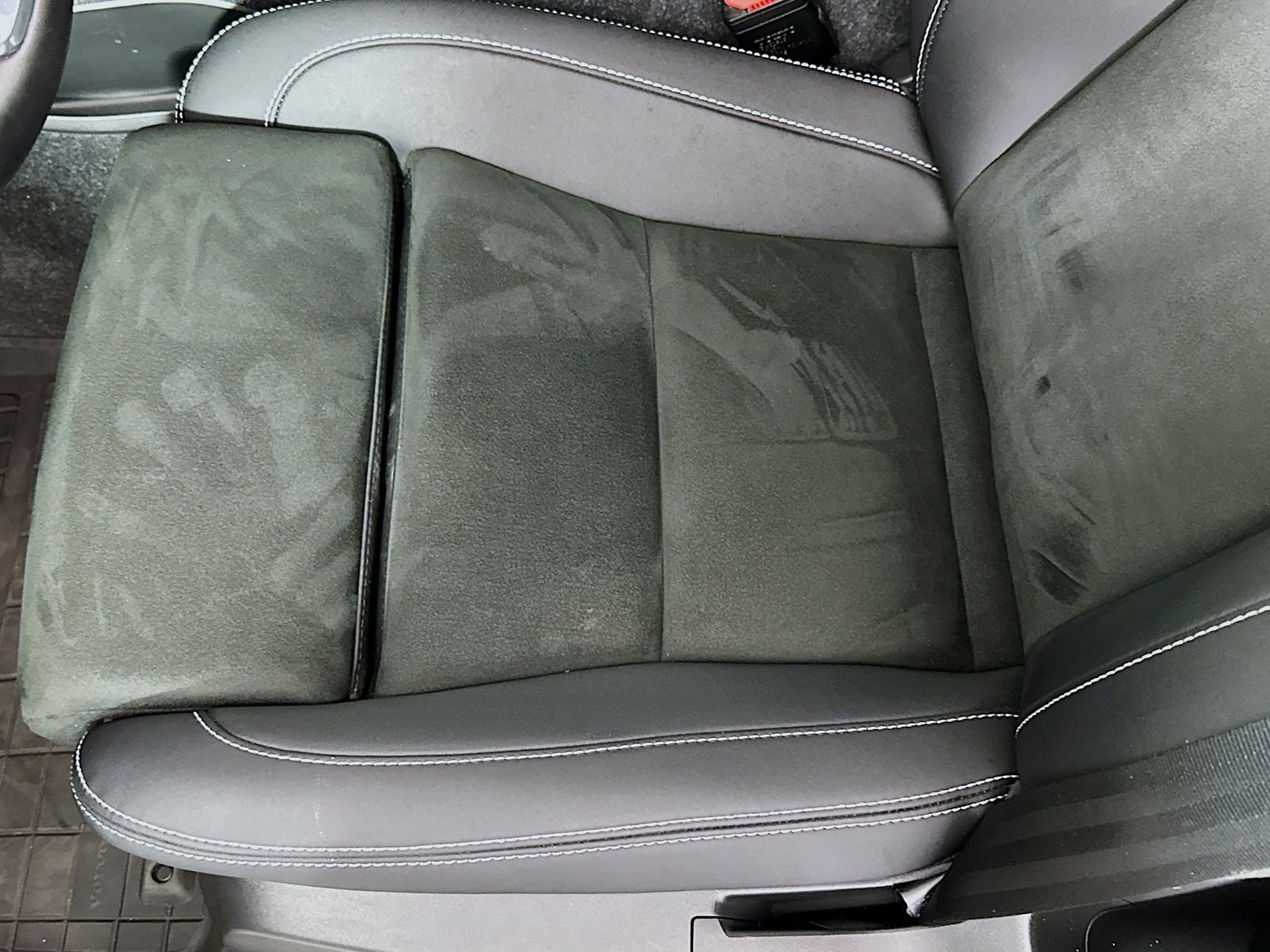 Used 2023 Gray Metallic Volvo Ultimate image 19