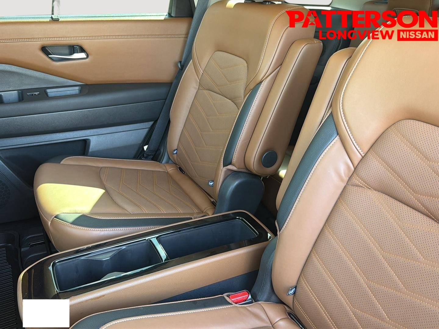 Used 2023 Obsidian Green Pearl Nissan Platinum image 23