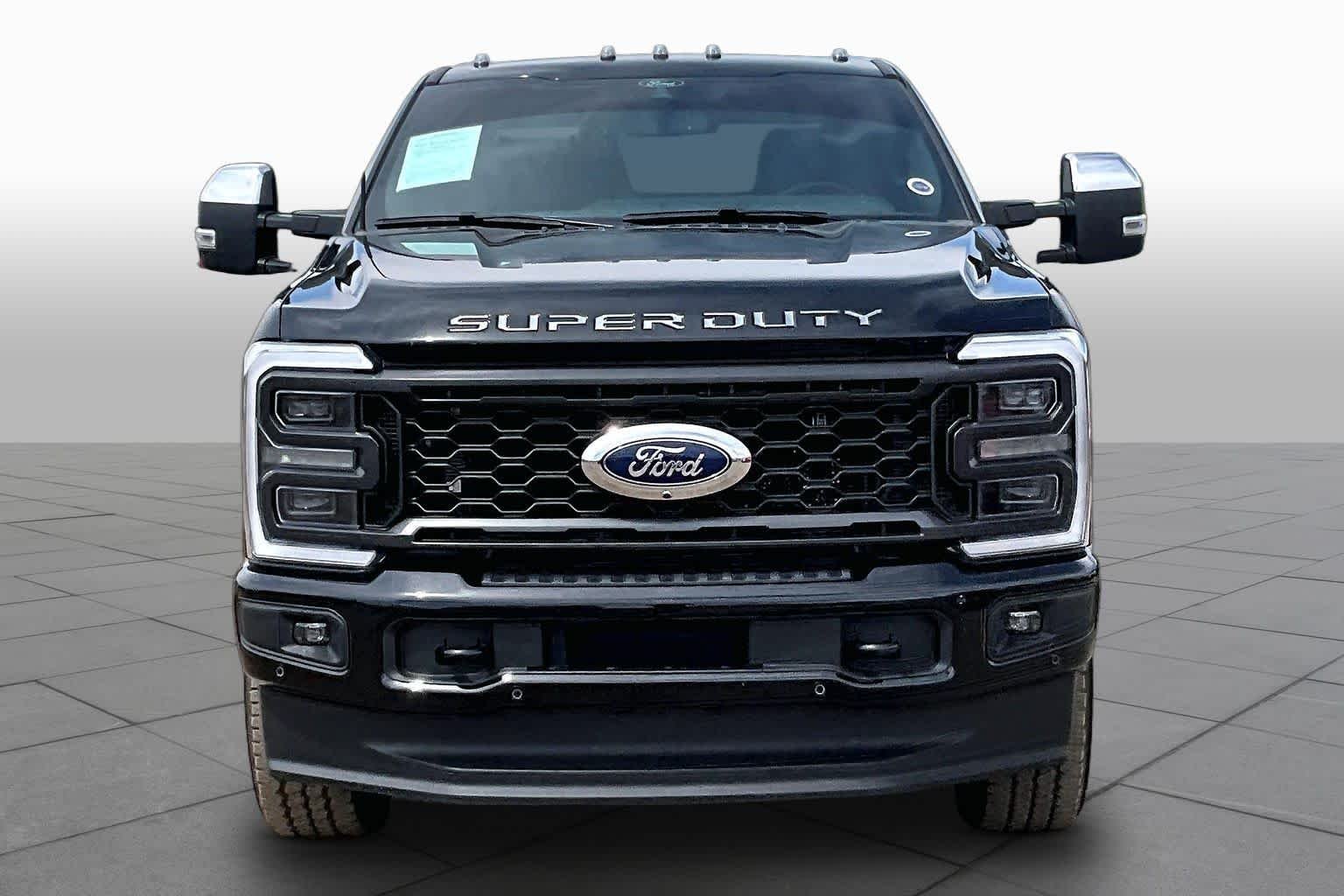 Used 2025 Agate Black Metallic Ford Platinum image 3