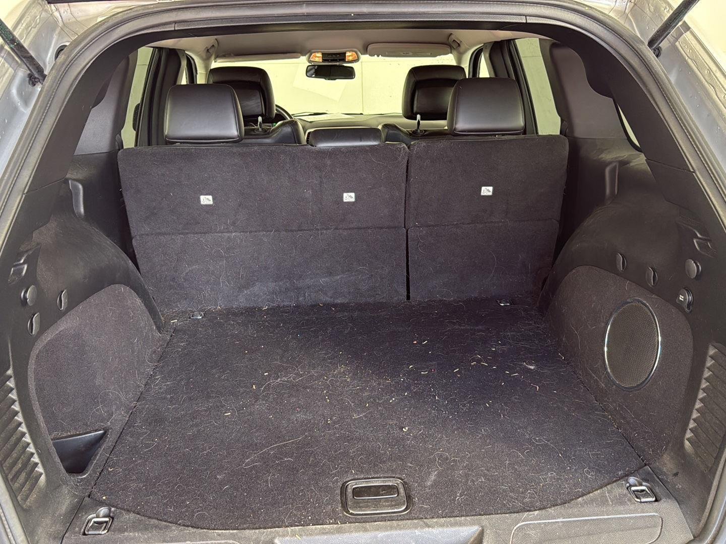Used 2013 Bright Silver Metallic Jeep Laredo image 7