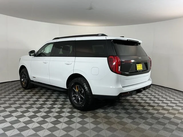 New 2026 Oxford White Ford Tremor image 6
