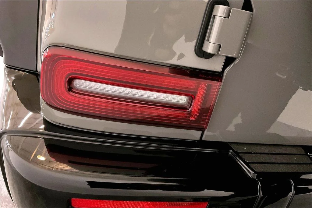 Used 2025 Gray Mercedes-Benz G 63 AMG® image 31