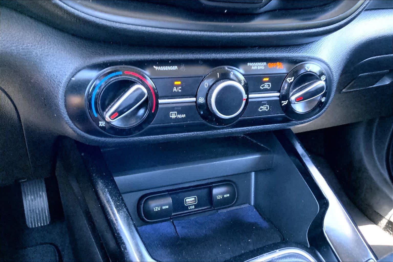 Used 2020 Neptune Blue Kia GT-Line image 26