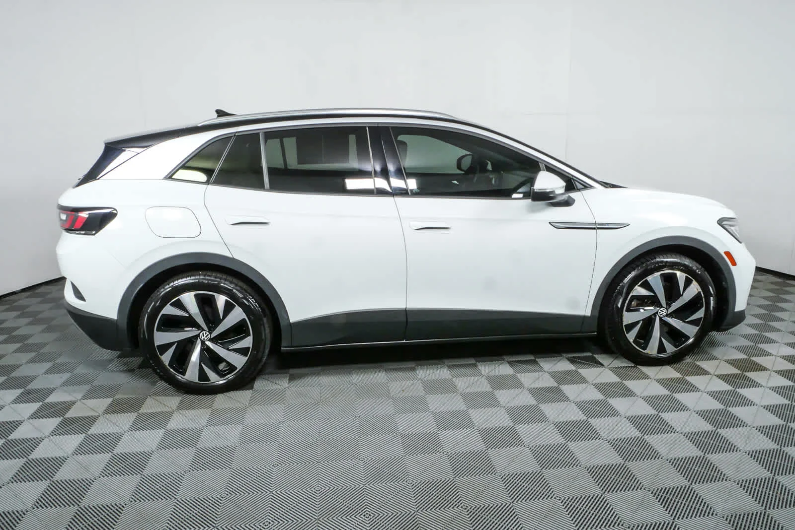 Certified 2021 Volkswagen ID.4 PRO S with VIN WVGKMPE28MP046846 for sale in Atlanta, GA