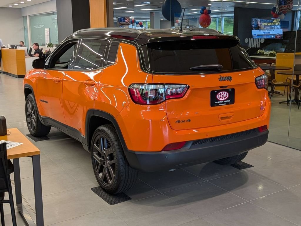 New 2026 Joose Exterior Paint Jeep Limited image 6