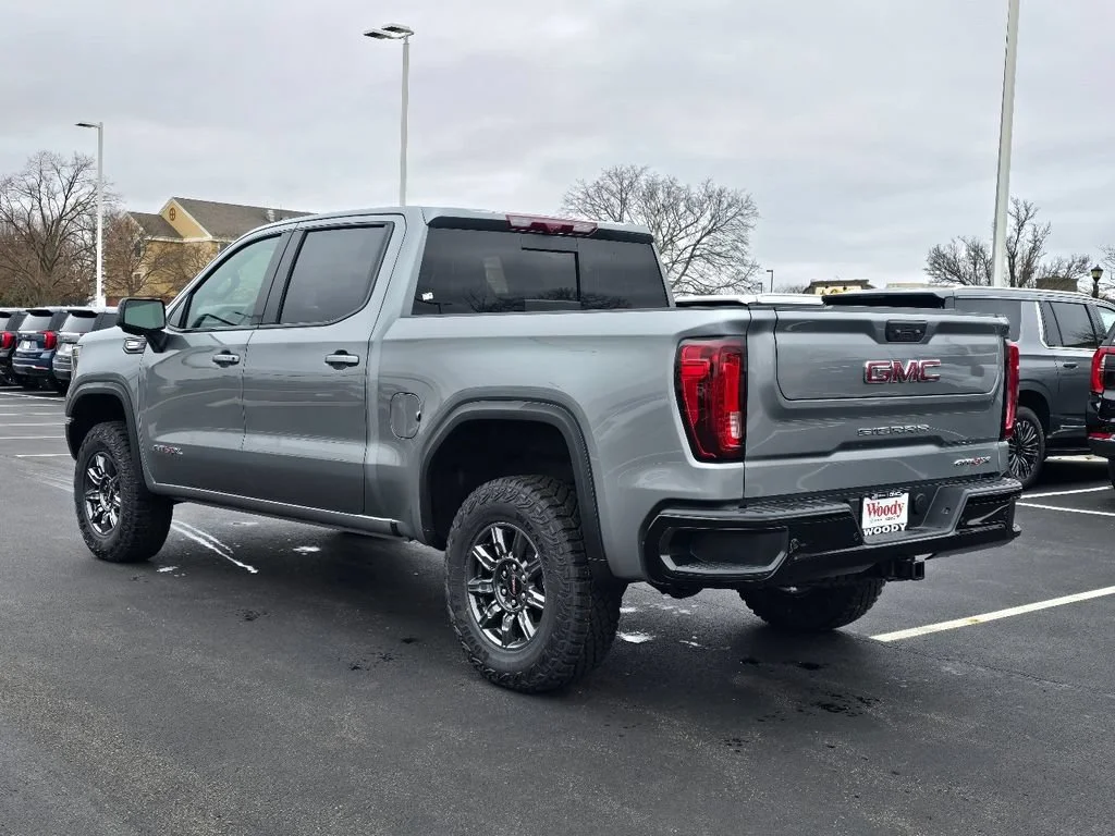2026 GMC Sierra 1500 AT4X - Photo 7