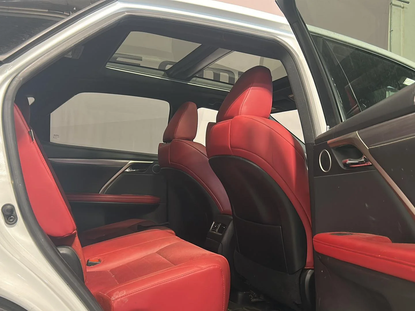 Used 2022 Ultra White Lexus F Sport Handling image 4