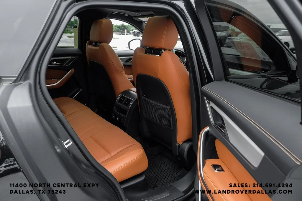 2026 Jaguar F-Pace R-Dynamic S - Photo 47