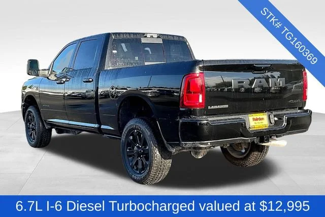 New 2026 Diamond Black Crystal Pearl-Coat Exterior Paint RAM Laramie image 3