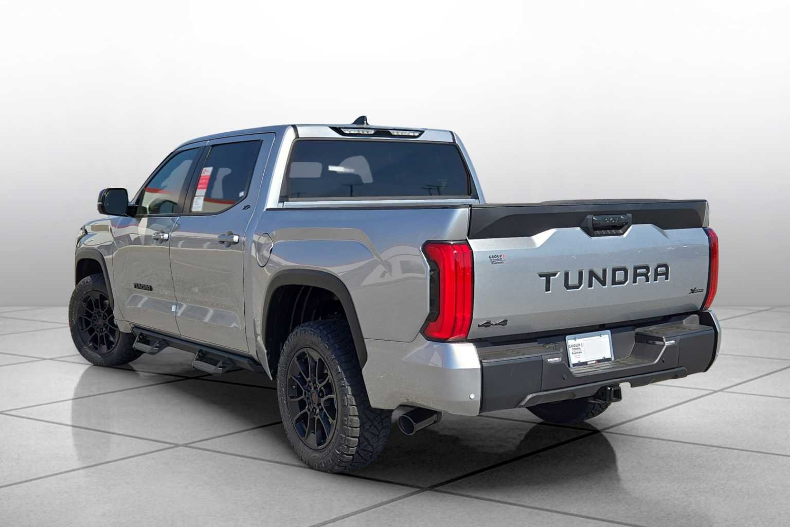 2026 Toyota Tundra SR5 - Photo 13