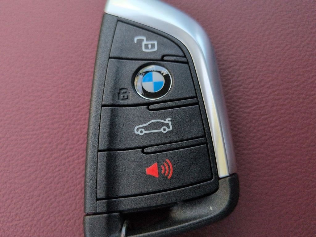New 2026 Brooklyn Grey Metallic BMW 330i image 29
