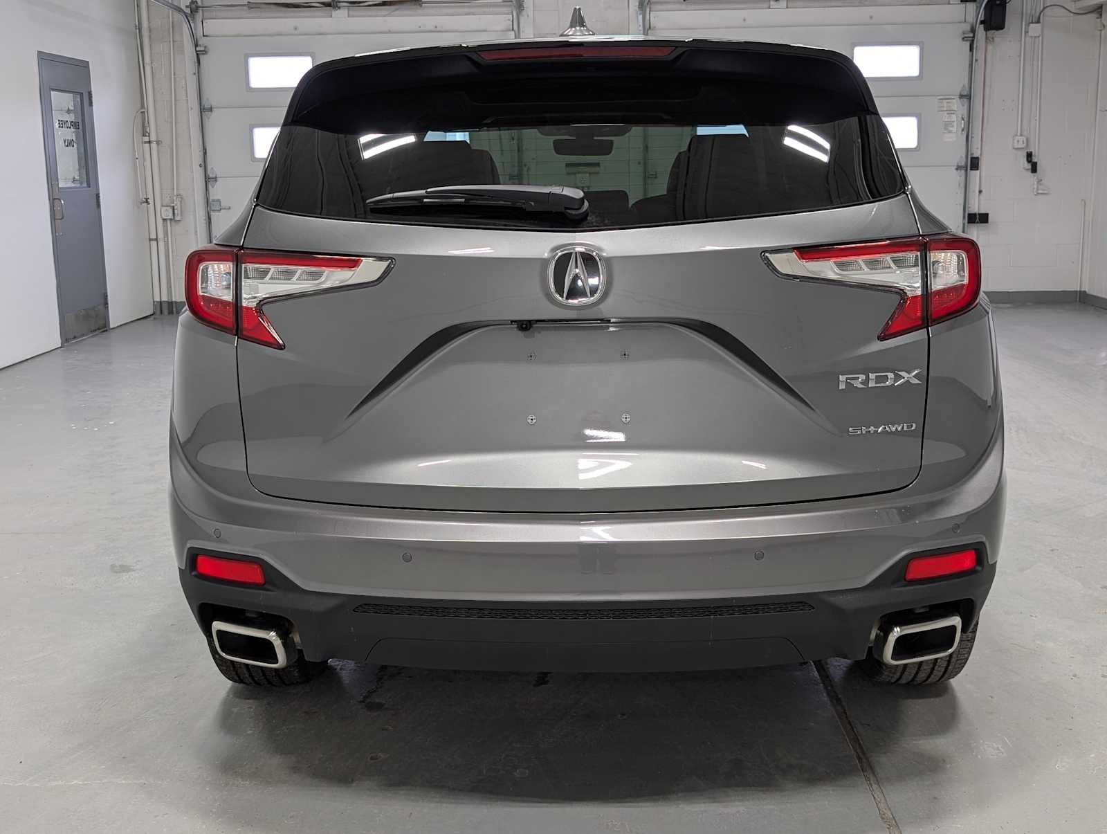 New 2026 Liquid Carbon Metallic Acura w/Technology Package image 8