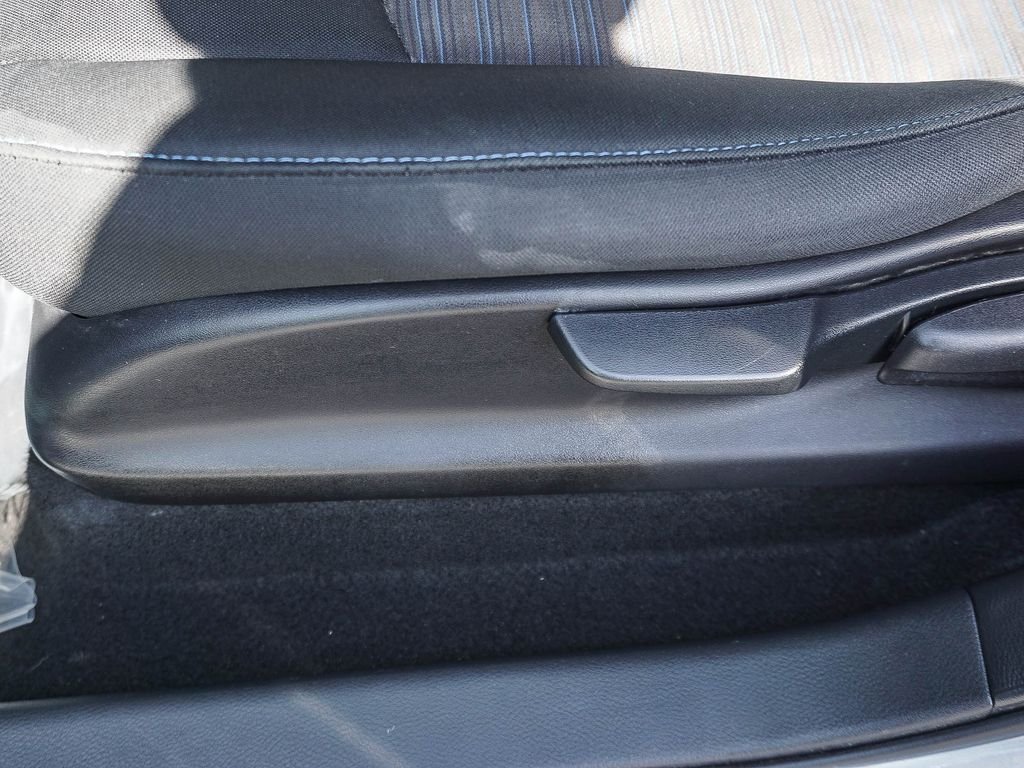 Used 2018 Silver Nissan S image 19