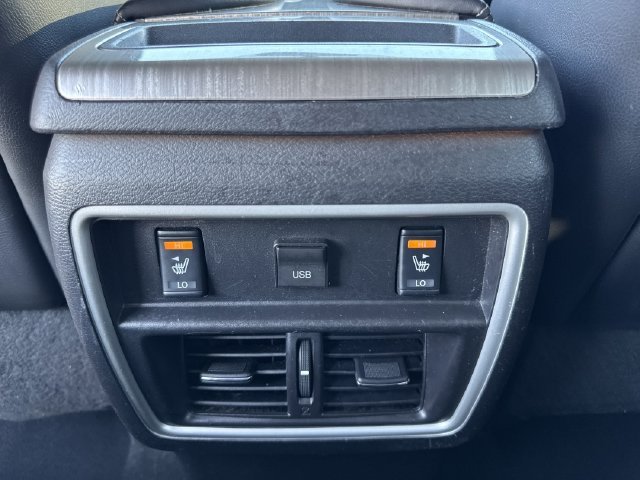 Used 2017 Red Nissan Platinum image 14