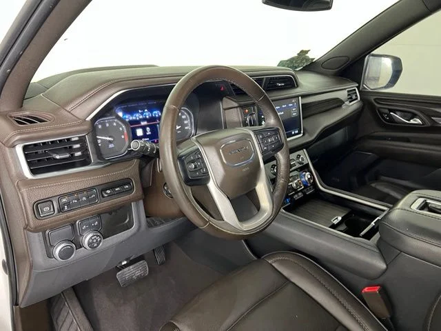 Used 2021 White GMC Denali image 14