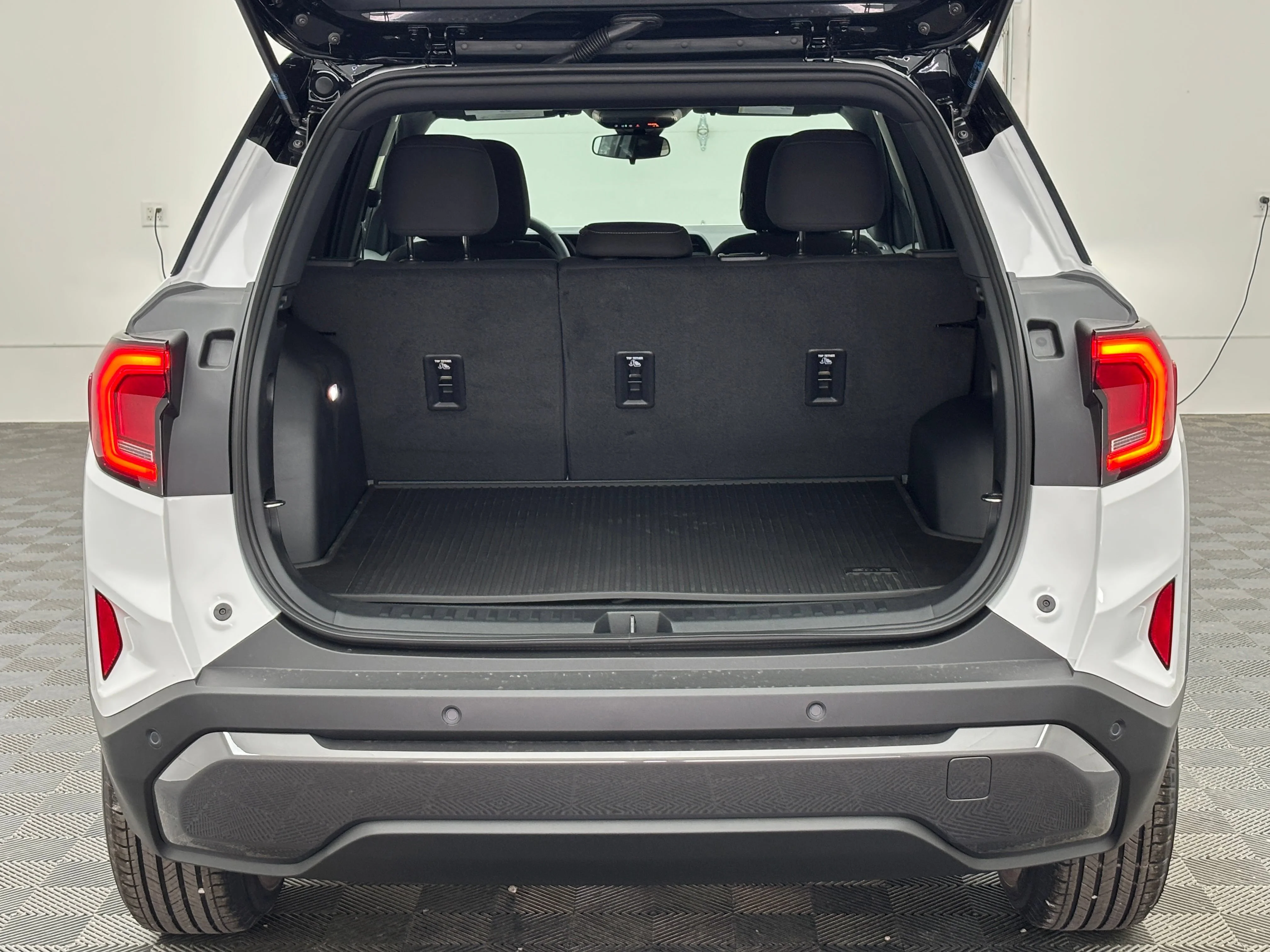 2027 GMC Terrain Elevation - Photo 9