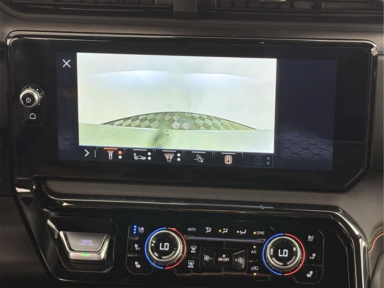 Used 2024 Onyx Black GMC AT4 image 40