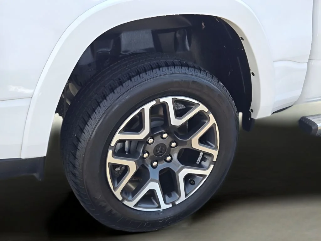 Used 2025 White Ram Laramie image 32