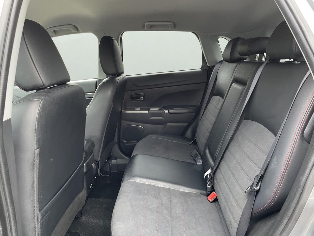Used 2024 Gray Mitsubishi 2.0 ES image 11