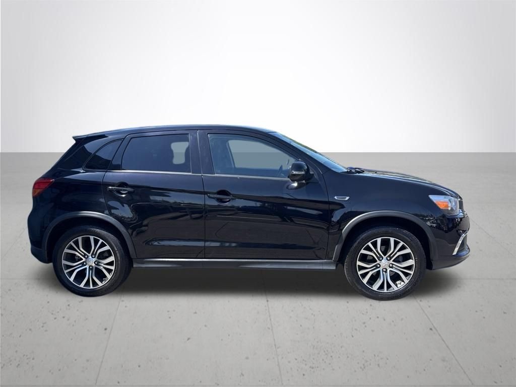 Used 2016 Black Mitsubishi 2.0 ES image 5