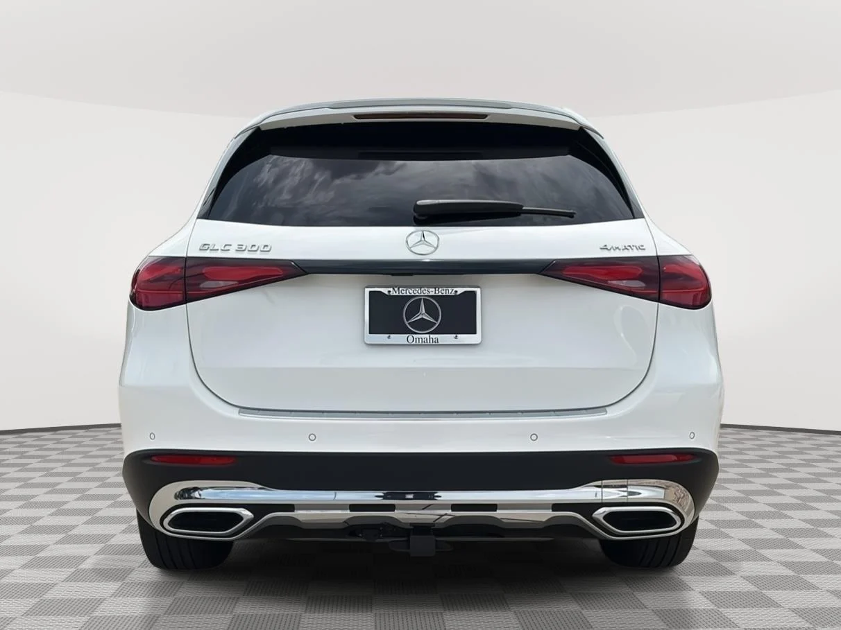 Certified Used 2024 Polar White Mercedes-Benz GLC 300 image 5