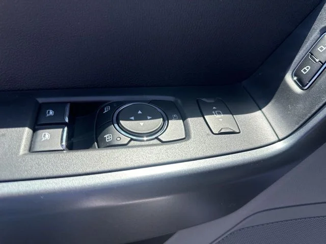 2025 Ford F-350 Super Duty XLT - Photo 20