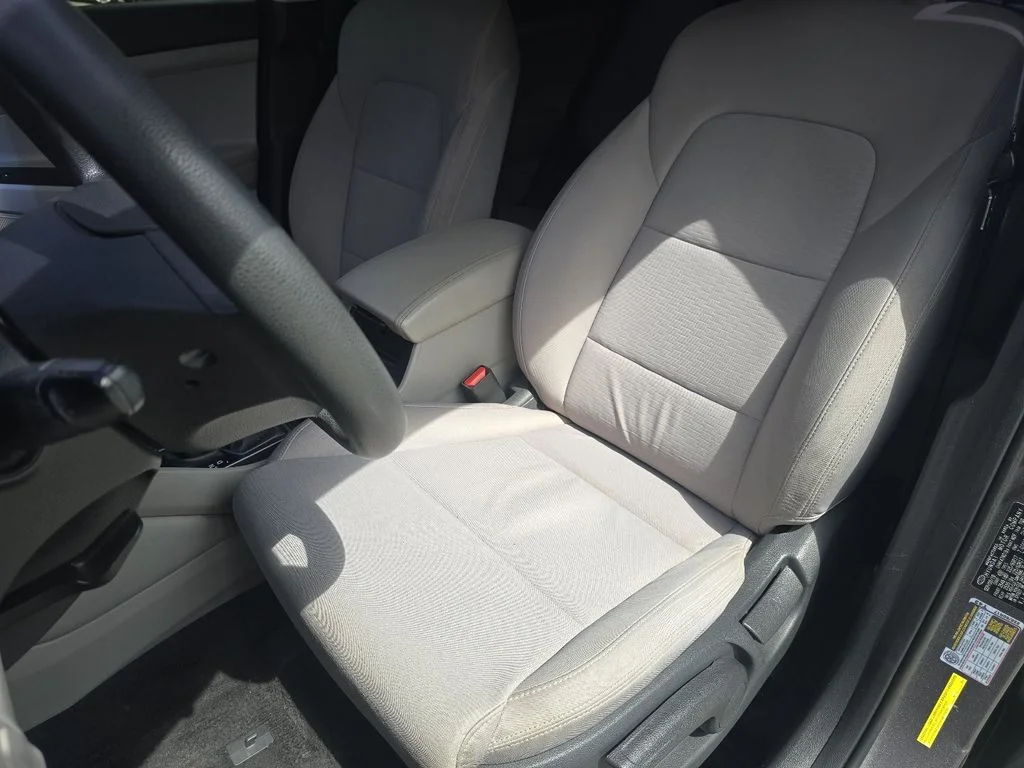Used 2020 Gray Hyundai SE image 20