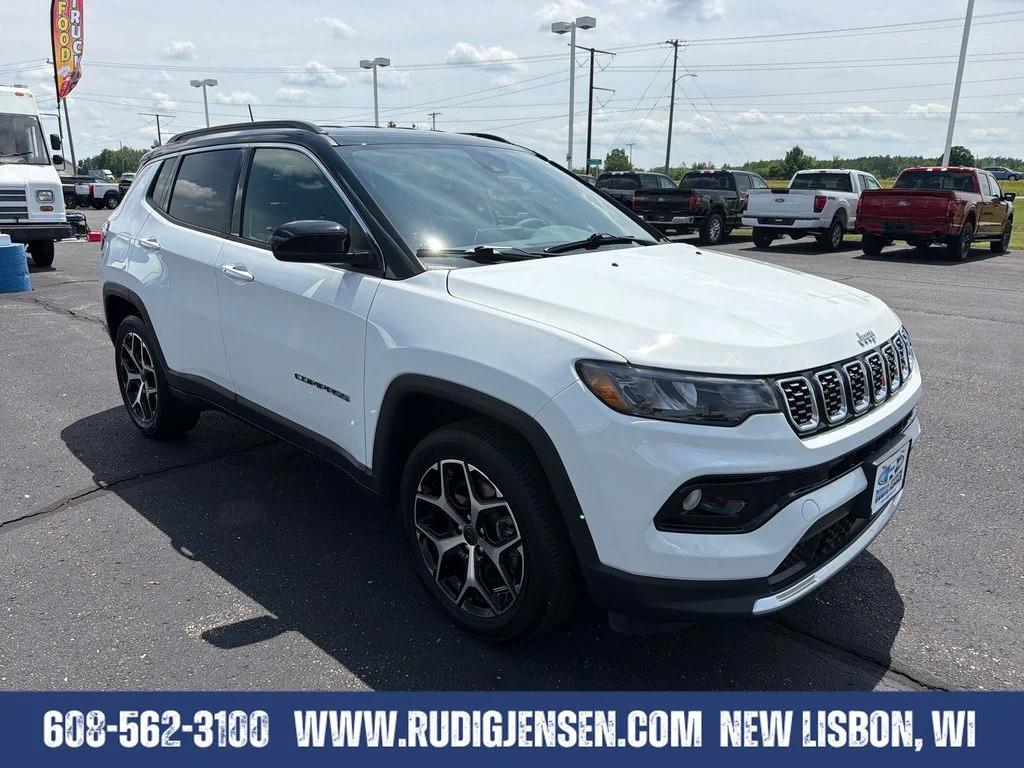 Used 2025 White Jeep Limited image 7