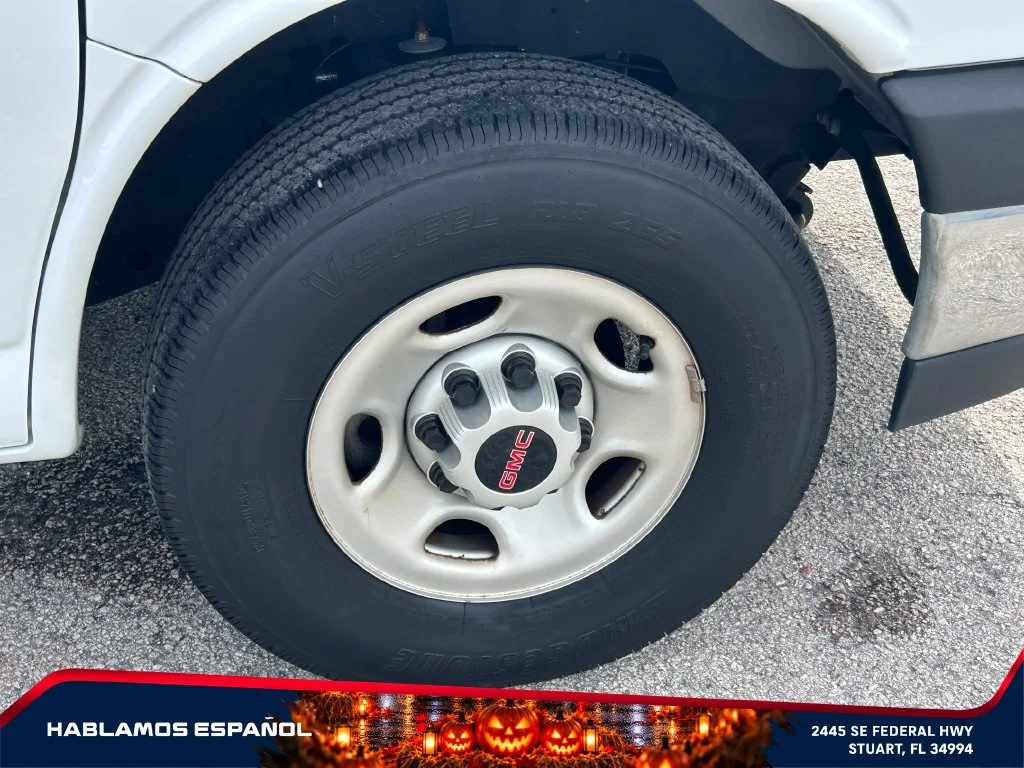 Used 2023 SUMMIT WHITE GMC RWD 2500 Regular Wheelbase Work Van image 15
