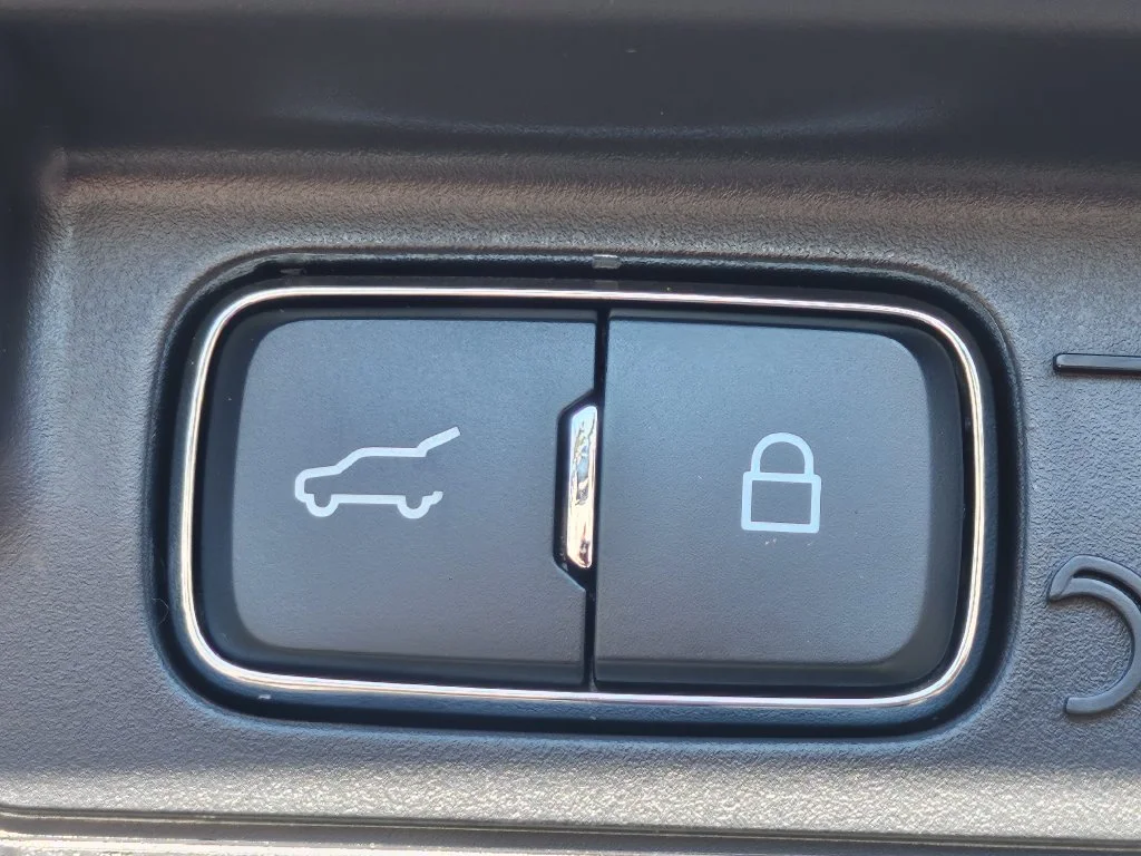 New 2027 Avalanche Gray Ford Tremor® image 15