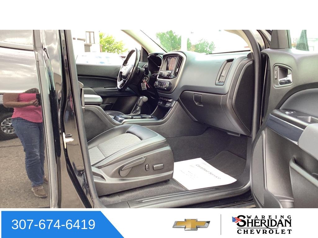 Used 2020 BLACK Chevrolet 4WD Z71 image 28