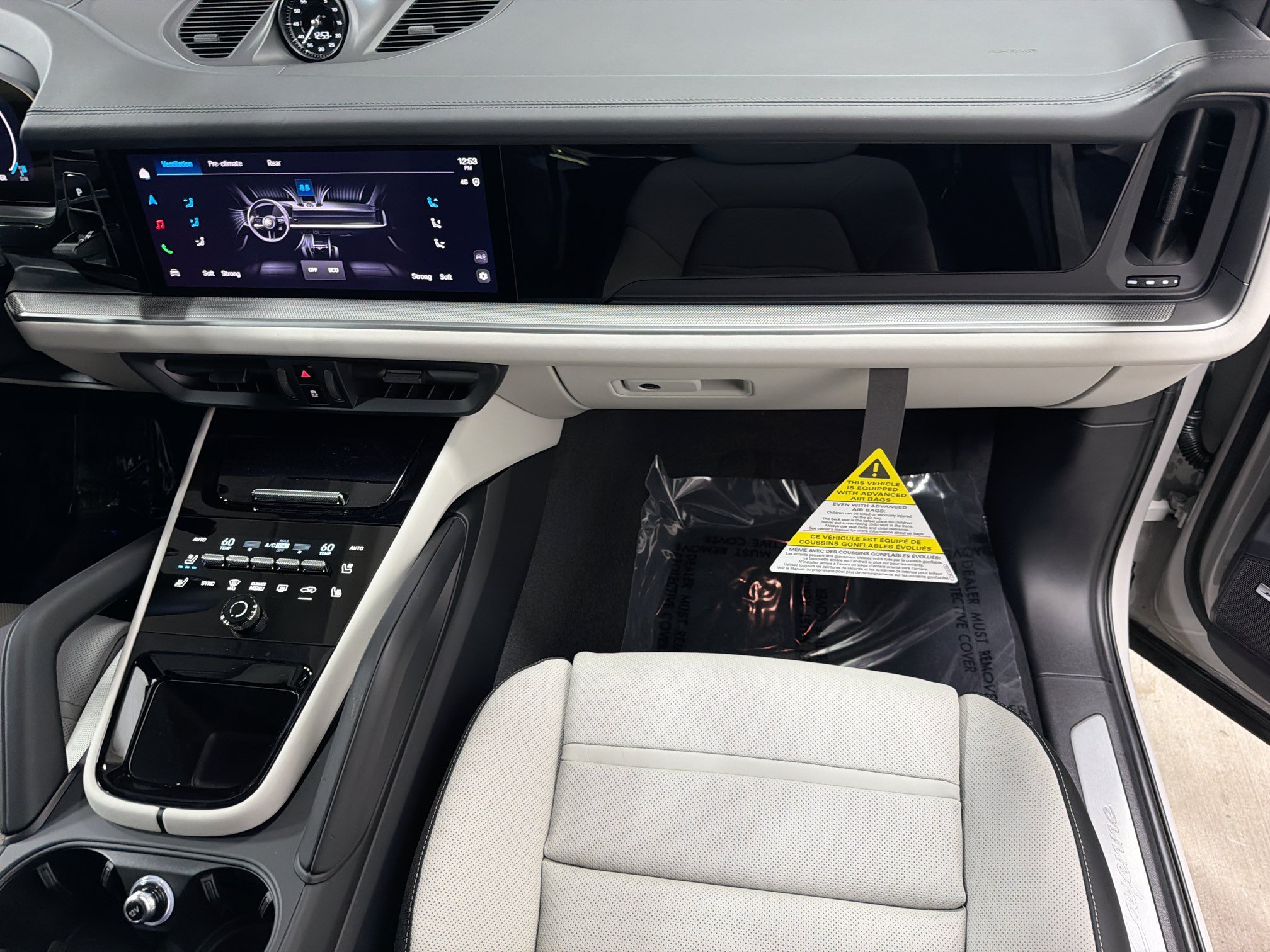 New 2026 Chalk Porsche E-Hybrid image 18