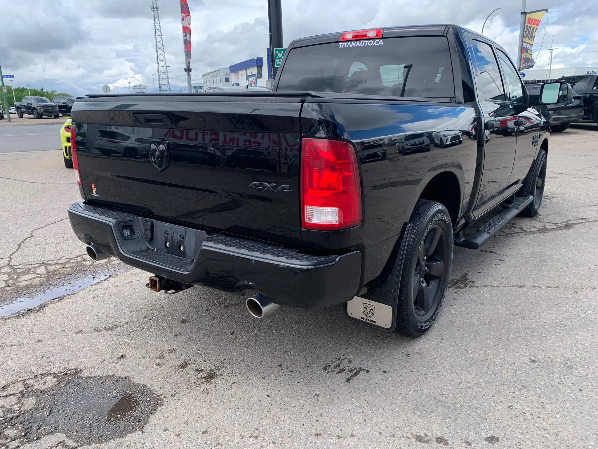 Certified Used 2021 Black Ram Express image 12