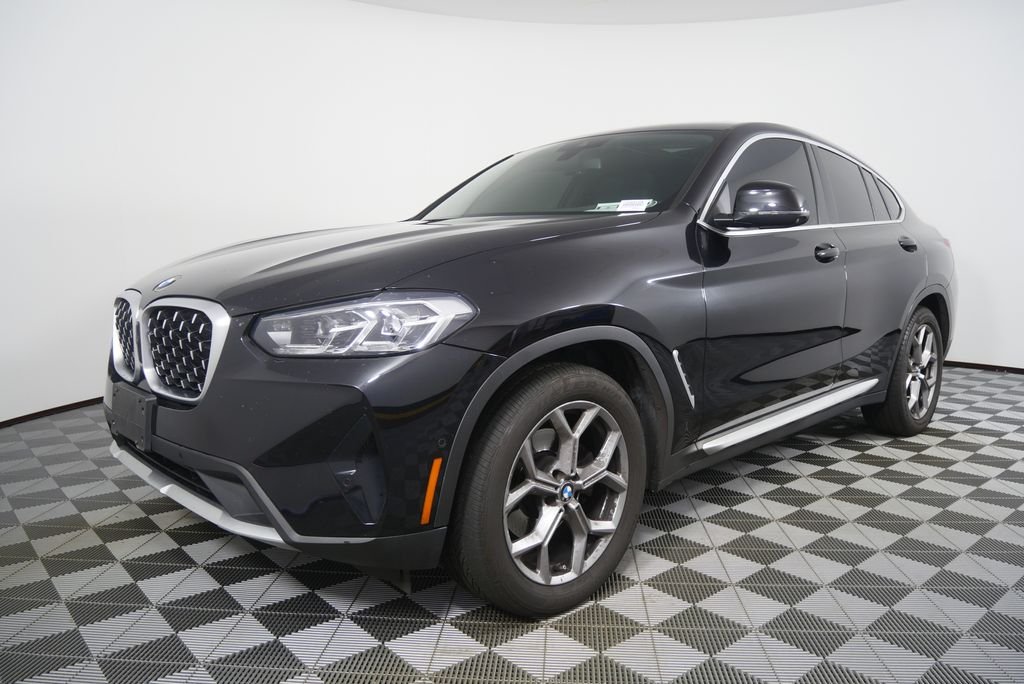 Used 2023 Black Sapphire Metallic BMW xDrive30i image 7