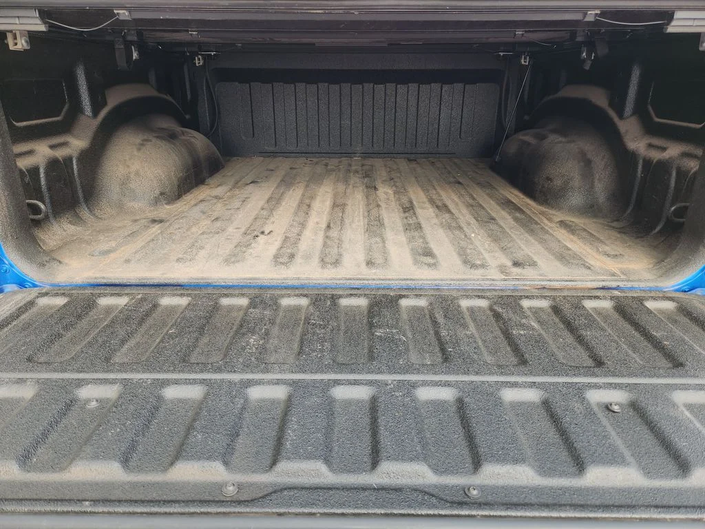 Used 2022 Hydro Blue Pearlcoat Ram Laramie image 34