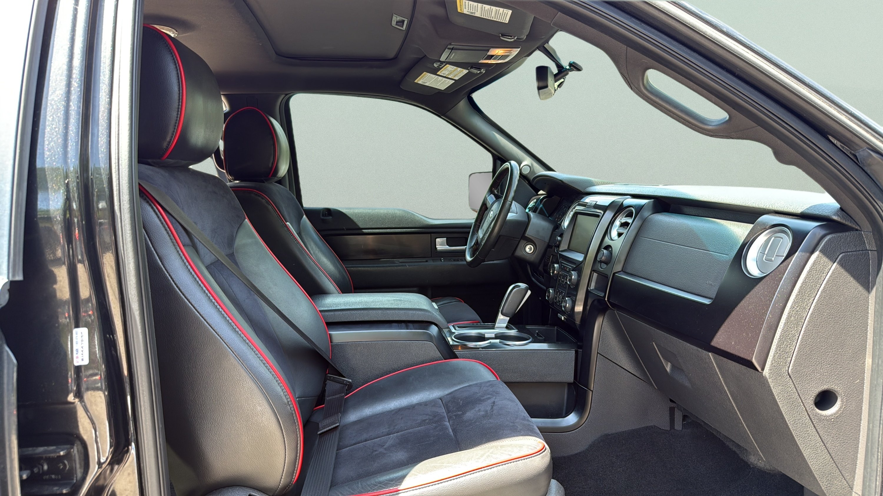Used 2014 Black Ford FX4 image 11