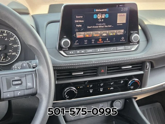 Used 2023 White Nissan S image 21