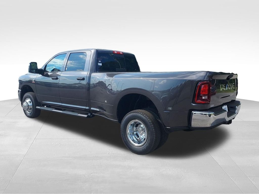 New 2027 Granite Crystal Metallic Clear-Coat Exterior Paint RAM Tradesman image 3
