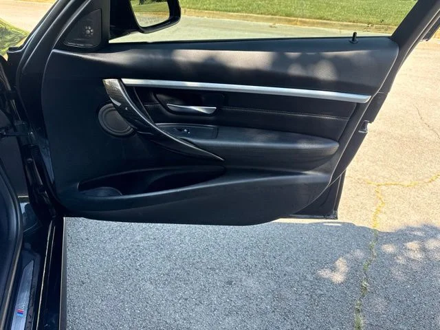 Used 2018 Black BMW 330i xDrive image 9