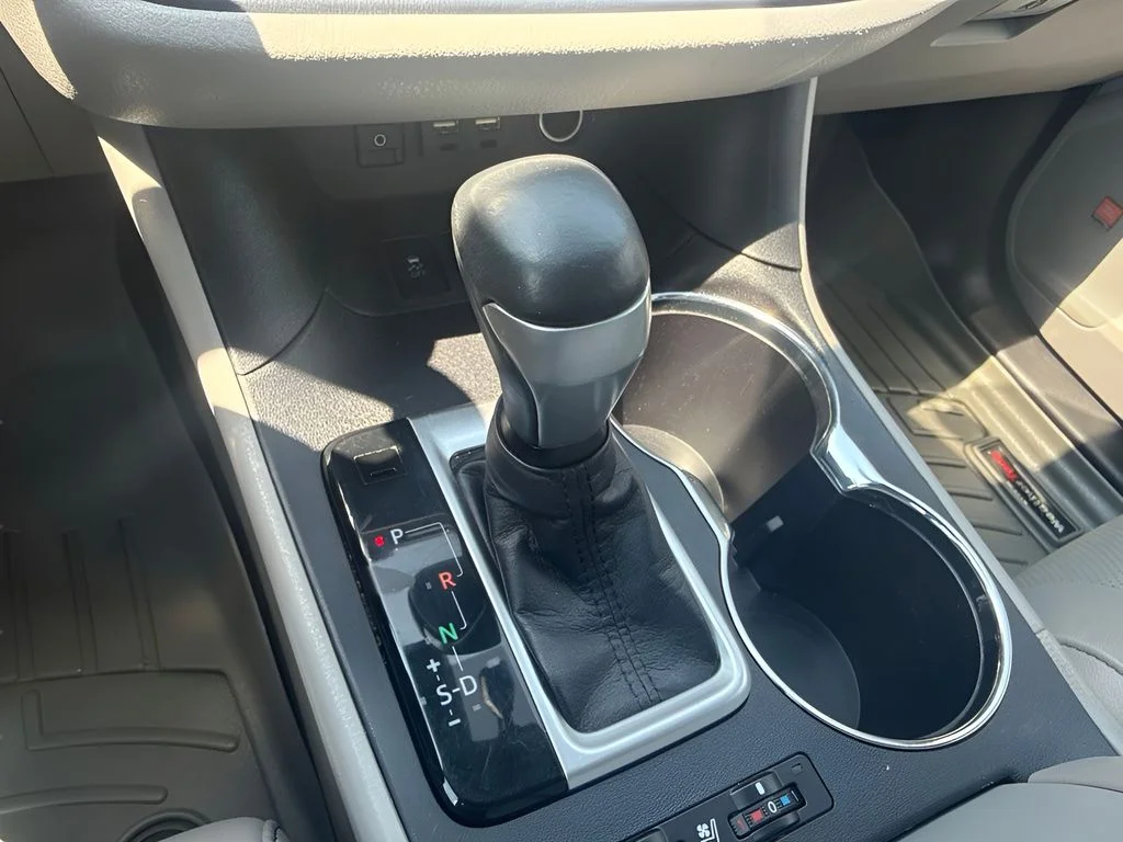 Used 2019 Silver Toyota Limited Platinum image 16
